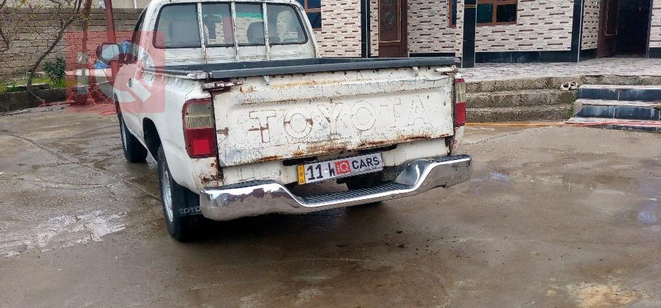 تويوتا هايلوكس